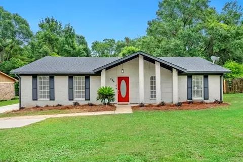 354 Vanderbilt Dr, Mobile, AL 36608