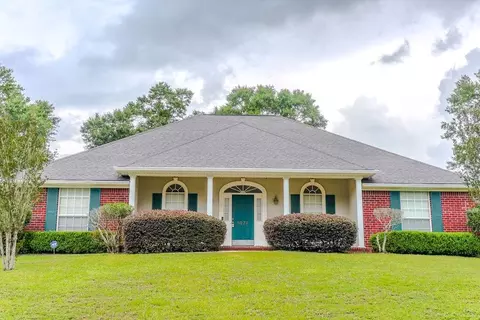 9978 Briarcliff Dr S, Mobile, AL 36608