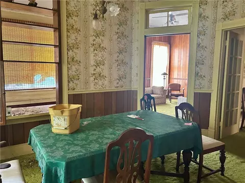 Dining - 300 Stocking St, Mobile, AL 36604 photo 1 of 4