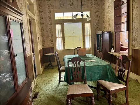 Dining - 300 Stocking St, Mobile, AL 36604 photo 3 of 4