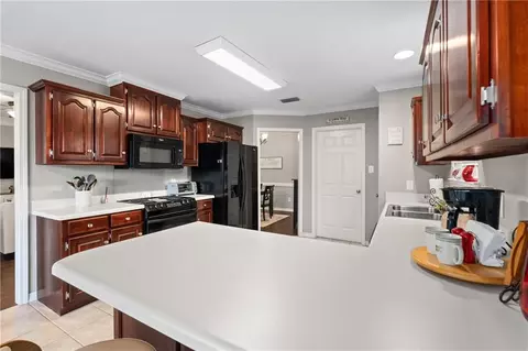 Kitchen - 6335 Johnston Ln, Mobile, AL 36609 photo 3 of 3
