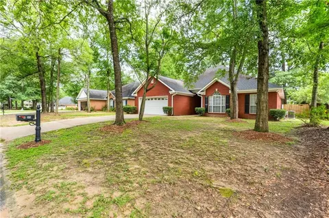 Exterior - 6335 Johnston Ln, Mobile, AL 36609 photo 6 of 6