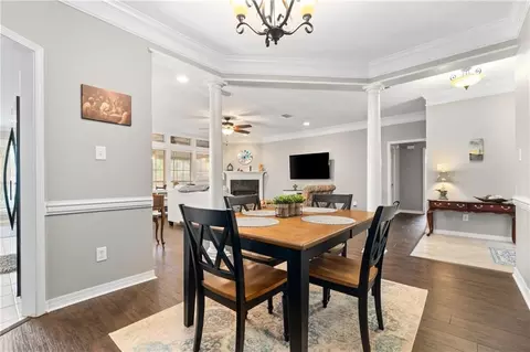 Dining - 6335 Johnston Ln, Mobile, AL 36609 photo 1 of 1