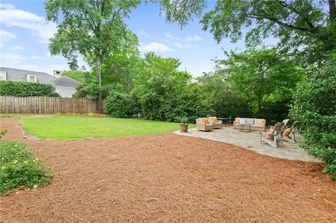 Exterior - 13 Wimbledon Dr E, Mobile, AL 36608 photo 6 of 10