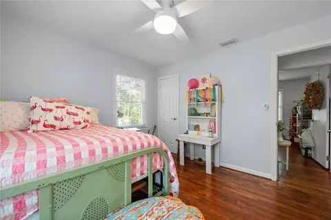 Bedroom - 5417 Windmill Dr, Mobile, AL 36693 photo 4 of 4