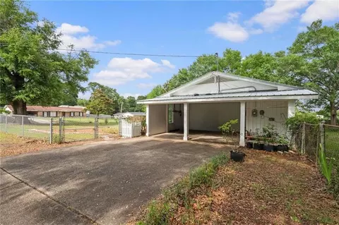 Exterior - 5417 Windmill Dr, Mobile, AL 36693 photo 2 of 6