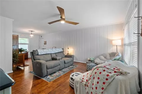 Living - 5417 Windmill Dr, Mobile, AL 36693 photo 3 of 3