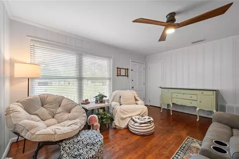 Living - 5417 Windmill Dr, Mobile, AL 36693 photo 1 of 3