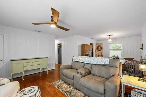 Entry Way - 5417 Windmill Dr, Mobile, AL 36693 photo 1 of 2