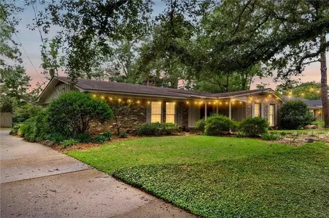 3707 Swansea Dr, Mobile, AL 36608