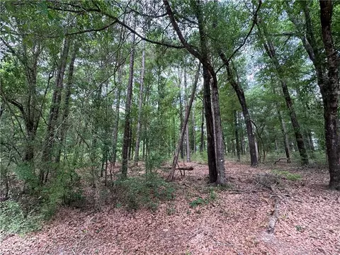 7515 Lambeth Dr, Saraland, AL 36571