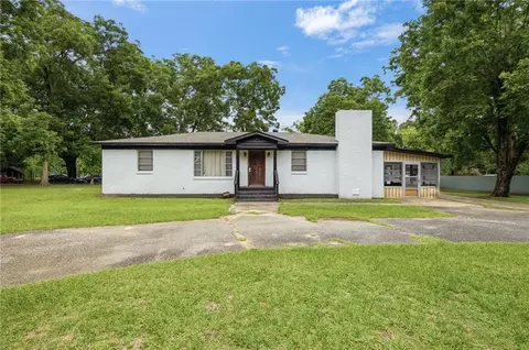 8335 Old Pascagoula Rd, Theodore, AL 36582