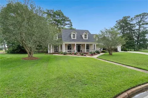 3820 St Andrews Ln, Mobile, AL 36693