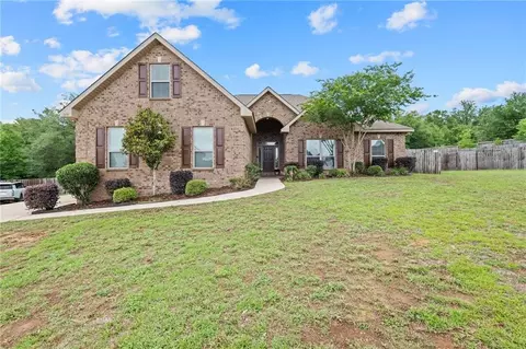 Exterior - 2133 Elliott Ct, Mobile, AL 36695 photo 3 of 8