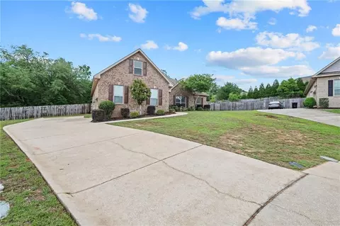 Exterior - 2133 Elliott Ct, Mobile, AL 36695 photo 2 of 8