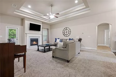 Living - 2133 Elliott Ct, Mobile, AL 36695 photo 1 of 1
