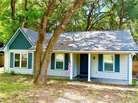 5637 Green Tree Rd, Mobile, AL 36609