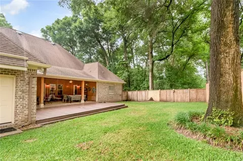 Exterior - 312 Springhill Woods Dr E, Mobile, AL 36608 photo 8 of 12