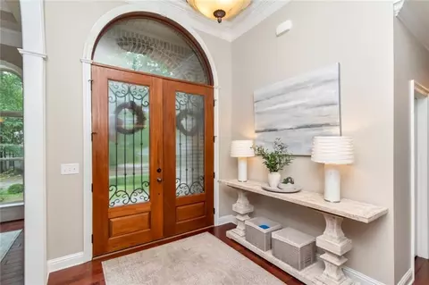 Entry Way - 312 Springhill Woods Dr E, Mobile, AL 36608 photo 2 of 3