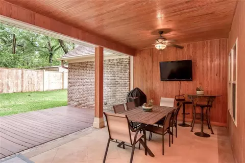 Exterior - 312 Springhill Woods Dr E, Mobile, AL 36608 photo 5 of 12