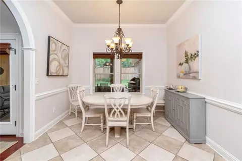 Dining - 312 Springhill Woods Dr E, Mobile, AL 36608 photo 3 of 3