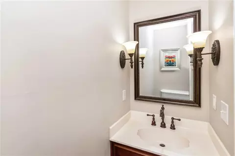 Bath - 312 Springhill Woods Dr E, Mobile, AL 36608 photo 1 of 7