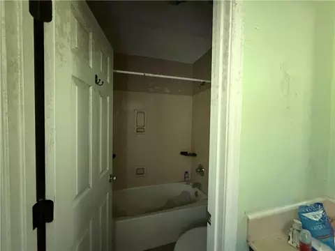 Bath - 161 Jackson St, Malcolm, AL 36556 photo 3 of 3