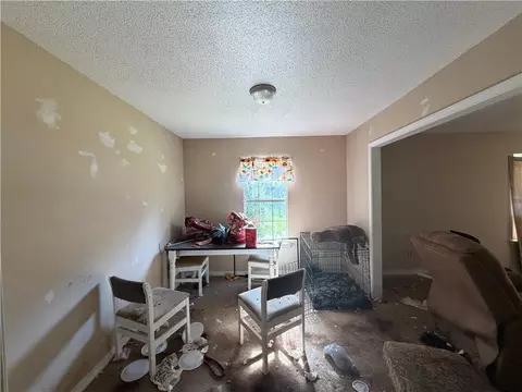 Living - 161 Jackson St, Malcolm, AL 36556 photo 2 of 3