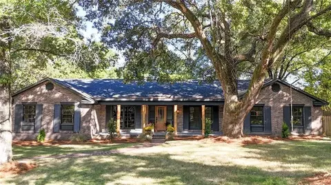 305 Trent Mill Ct, Mobile, AL 36608