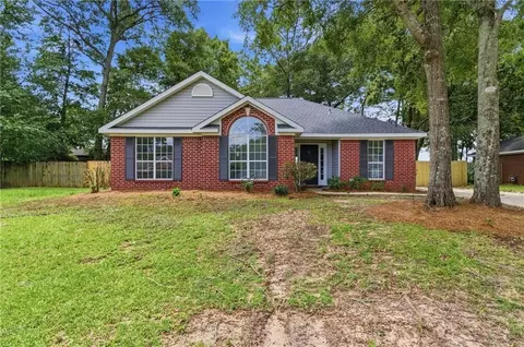 10671 Union Ct, Grand Bay, AL 36541