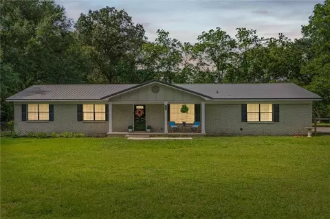 4860 Dogwood Trl, Eight Mile, AL 36613