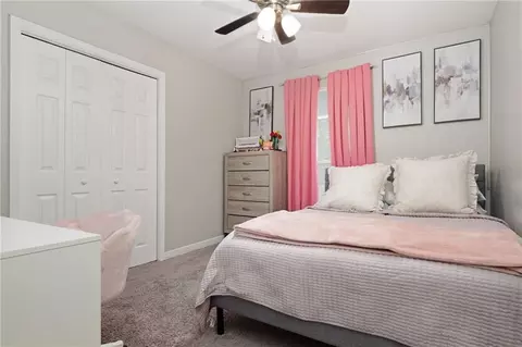 Bedroom - 2660 Woodcliff Dr E, Mobile, AL 36693 photo 4 of 9