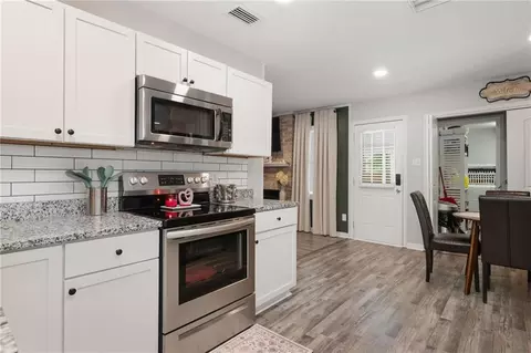 Kitchen - 2660 Woodcliff Dr E, Mobile, AL 36693 photo 3 of 3