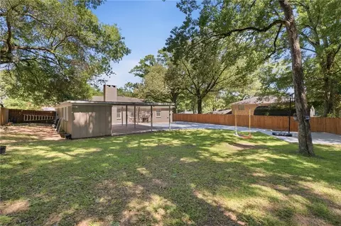 Exterior - 2660 Woodcliff Dr E, Mobile, AL 36693 photo 7 of 14