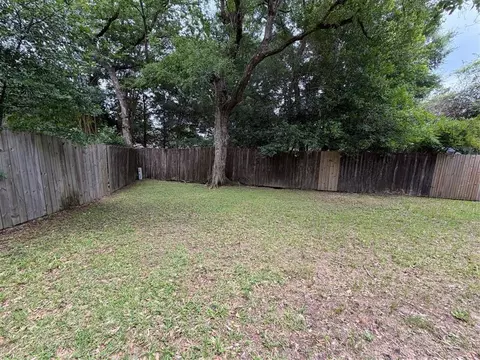 Exterior - 304 Syracuse St, Mobile, AL 36608 photo 7 of 7