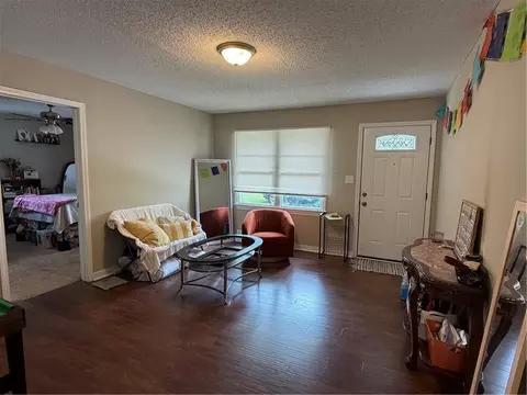 Living - 304 Syracuse St, Mobile, AL 36608 photo 2 of 3