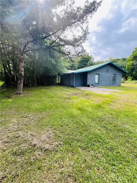 13930 S Sprinkle Ave, Bayou La Batre, AL 36509
