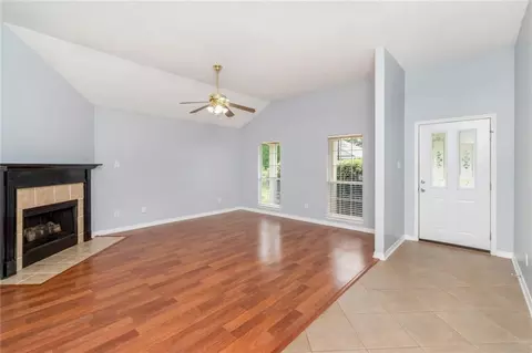 2136 Spring Grove Ct, Mobile, AL 36695 photo 3