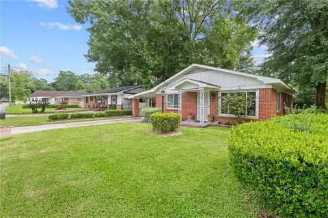 Exterior - 859 Carleton Ave, Mobile, AL 36617 photo 3 of 6