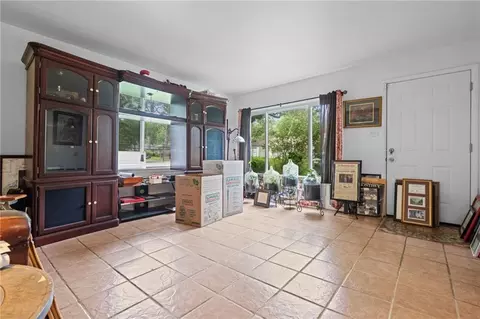 Living - 859 Carleton Ave, Mobile, AL 36617 photo 1 of 1