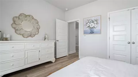 Bedroom - 7628 Anglebrook Rd N, Mobile, AL 36695 photo 7 of 9
