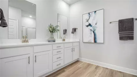 Entry Way - 7628 Anglebrook Rd N, Mobile, AL 36695 photo 1 of 4