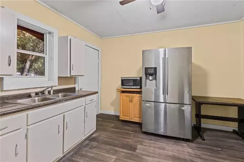 Kitchen - 275 Bishop Phillips Ave, Mobile, AL 36608 photo 1 of 1
