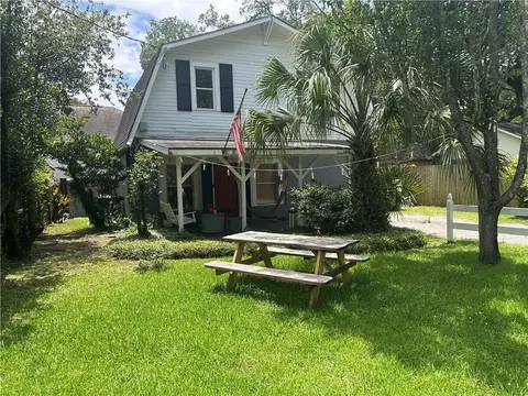 1753 New Hamilton St, Mobile, AL 36604