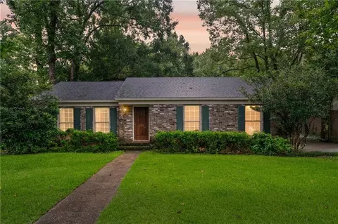 605 Barksdale Dr E, Mobile, AL 36606 photo 4