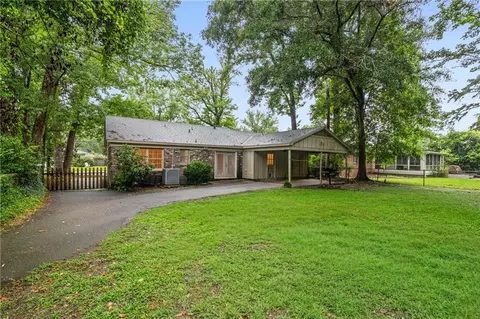 605 Barksdale Dr E, Mobile, AL 36606 photo 3