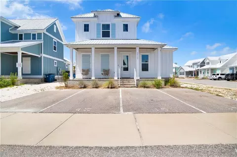 24159 Paprika Ln, Orange Beach, AL 36561