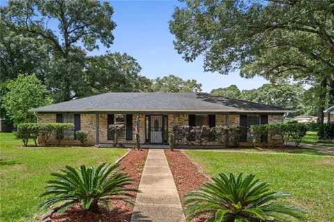 5007 Golfway Dr, Eight Mile, AL 36613