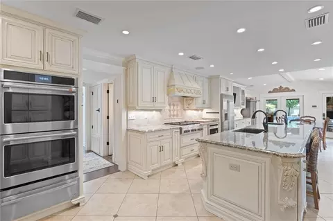 Kitchen - 34 Buerger Rd, Mobile, AL 36608 photo 5 of 7