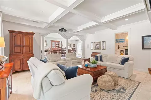Living - 34 Buerger Rd, Mobile, AL 36608 photo 6 of 7